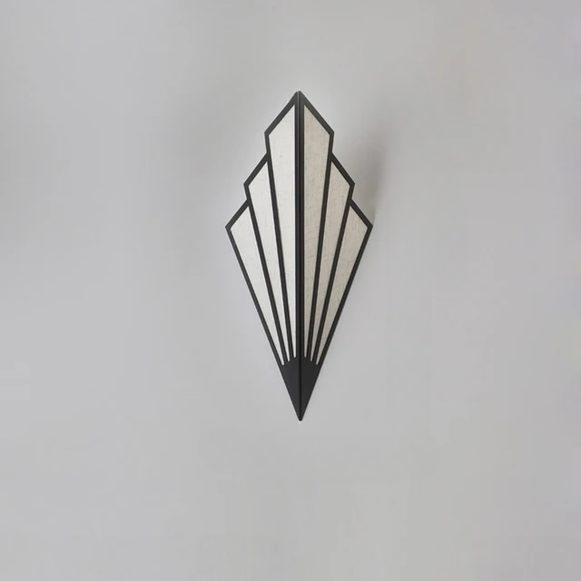 Art deco wall sconce