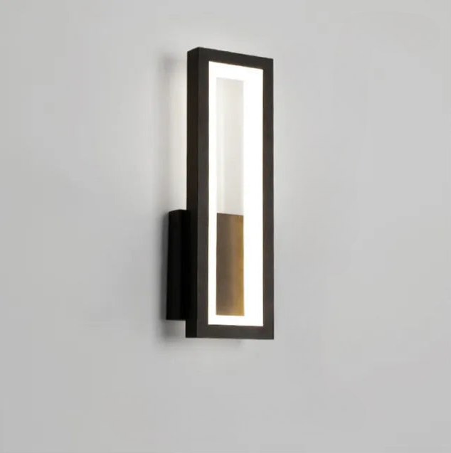 Wall Light for Chic Interiors