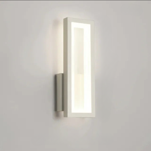 Wall Light for Chic Interiors