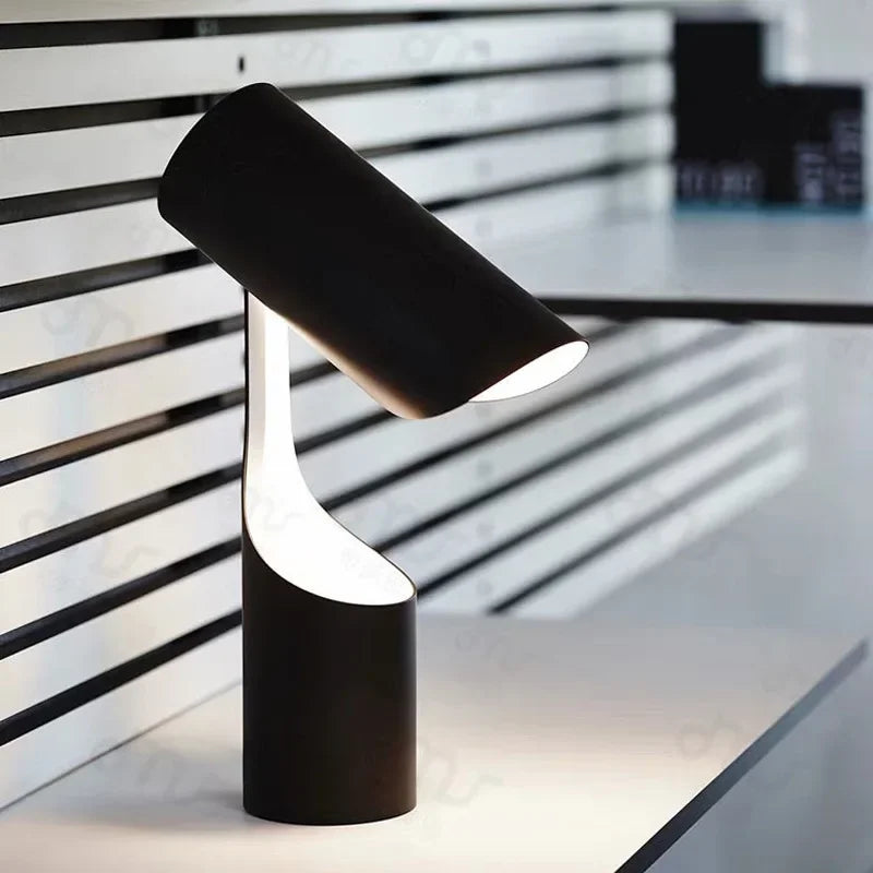 Minimalist Creative Black Foldable Desk Lamp