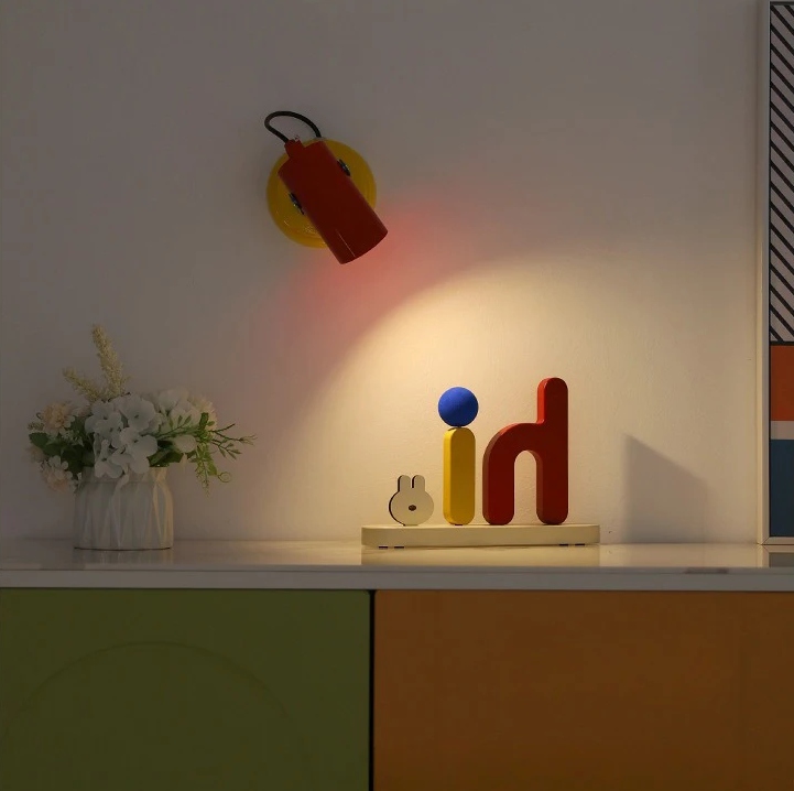 PopArt Lighting Series: Modern Adjustable Wall Light in Bold Color-Block Design