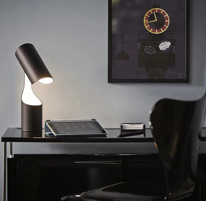 Minimalist Creative Black Foldable Desk Lamp